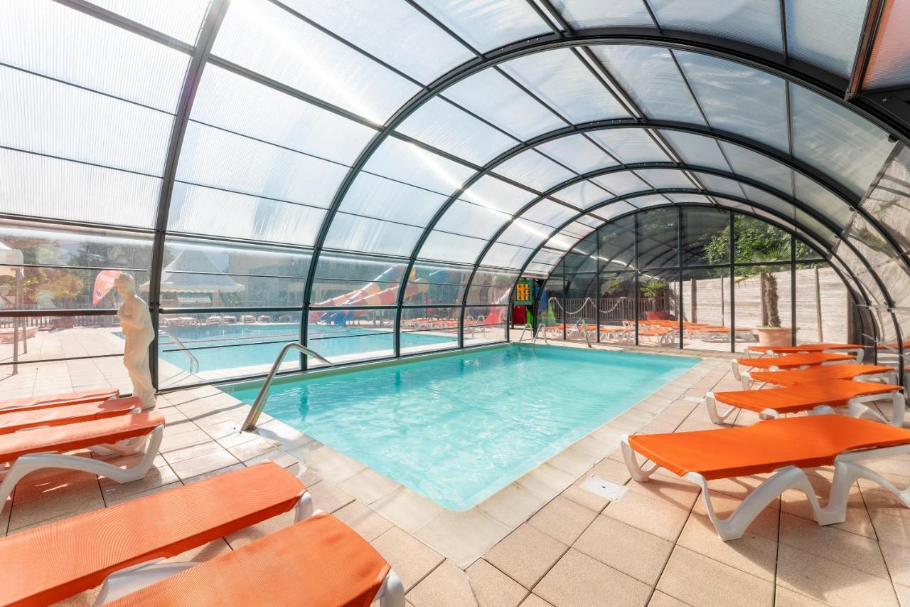 ホテル Camping Le Rochetaillee Grandes Sables エクステリア 写真