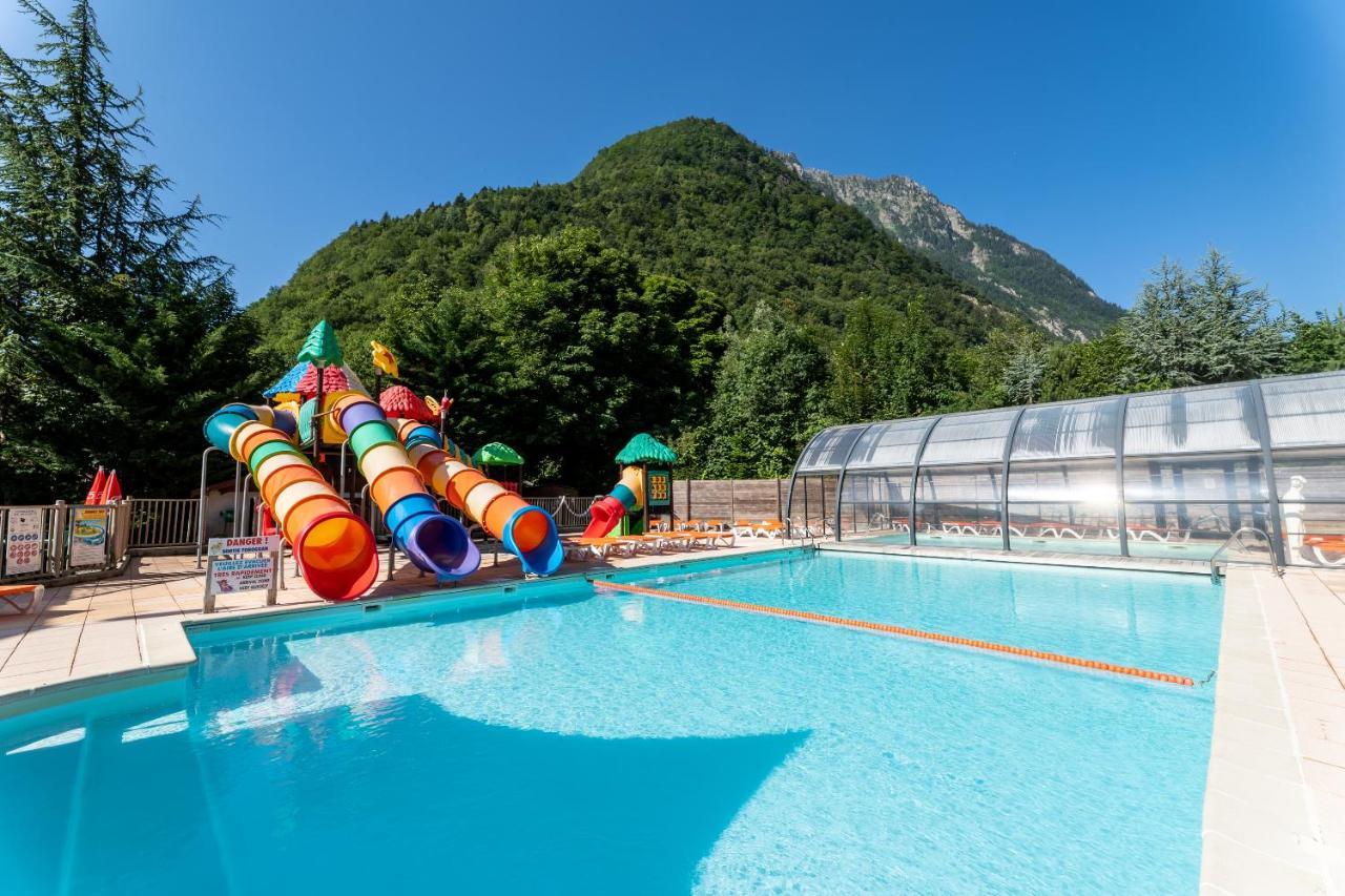 ホテル Camping Le Rochetaillee Grandes Sables エクステリア 写真