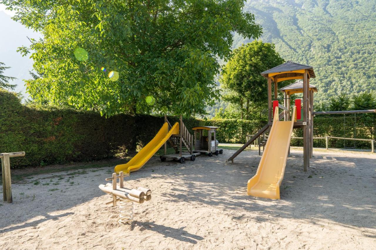 ホテル Camping Le Rochetaillee Grandes Sables エクステリア 写真